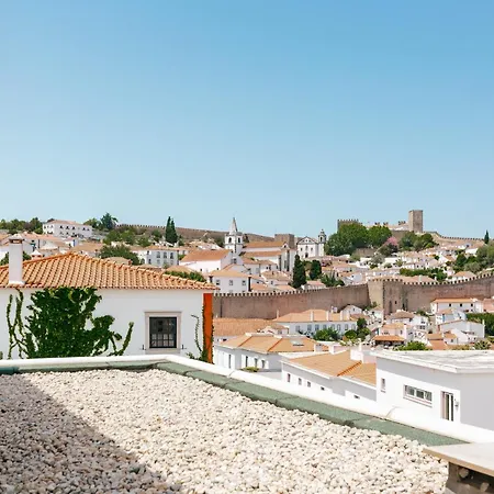 Retiro Do Castelo אובידוס